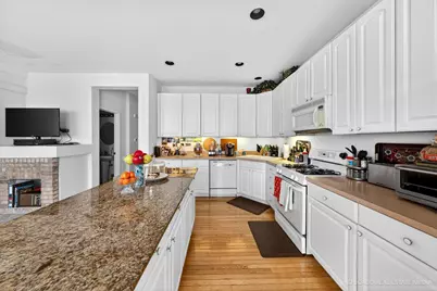 1295 Georgetown Way, Vernon Hills, IL 60061 - Photo 7