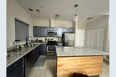 830 E Bowen Avenue #2A, Chicago, IL 60653 - Photo 7