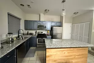 830 E Bowen Ave, Chicago, IL 60653 - Photo 7