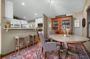 610 Blue Spruce Ln, Mundelein, IL 60060 - Photo 7