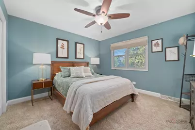 610 Blue Spruce Lane, Mundelein, IL 60060 - Photo 15