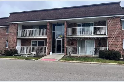 1106 Westover Lane #1B, Schaumburg, IL 60193 - Photo 1