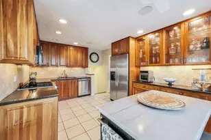 1903 E Hopi Ln, Mount Prospect, IL 60056 - Photo 7