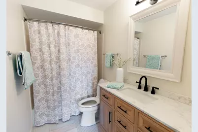 701 Lake Hinsdale Drive #306, Willowbrook, IL 60527 - Photo 11