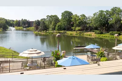 701 Lake Hinsdale Drive #306, Willowbrook, IL 60527 - Photo 25