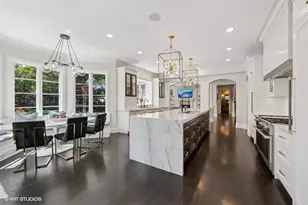 358 Winnetka Ave, Winnetka, IL 60093 - Photo 11