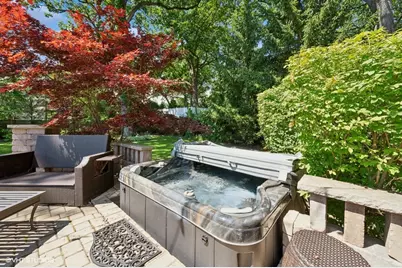 358 Winnetka Avenue, Winnetka, IL 60093 - Photo 53