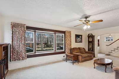 802 Kirkwood Avenue, Winthrop Harbor, IL 60096 - Photo 3