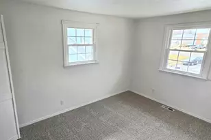 112 Summer Cir, East Peoria, IL 61611 - Photo 11