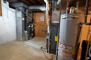 2 Golfview Pl, Dekalb, IL 60115 - Photo 27