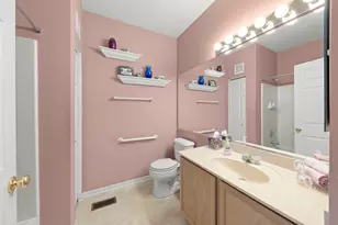 32006 Millard Circle, Warrenville, IL 60555 - Photo 21