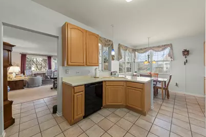 32006 Millard Circle, Warrenville, IL 60555 - Photo 11