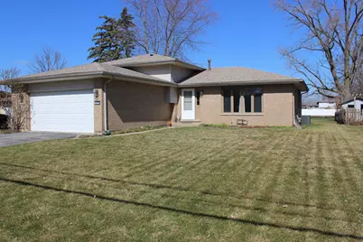 4432 143rd Street, Crestwood, IL 60418 - Photo 1