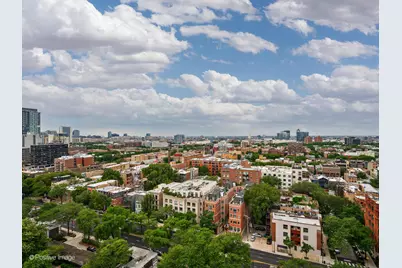 1455 N Sandburg Terrace #2009, Chicago, IL 60610 - Photo 11