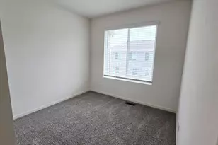 2484 Alison Ave, Pingree Grove, IL 60140 - Photo 17