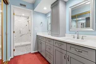 223 Winding Oak Ln, Buffalo Grove, IL 60089 - Photo 9