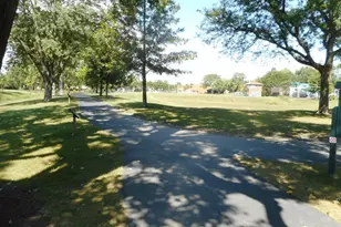 184 S Circle Ave, Bloomingdale, IL 60108 - Photo 29