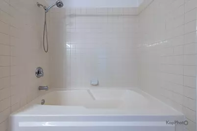 2935 N Clybourn Avenue #301, Chicago, IL 60618 - Photo 23