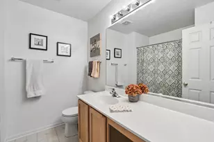3099 Falling Waters Ln, Lindenhurst, IL 60046 - Photo 15