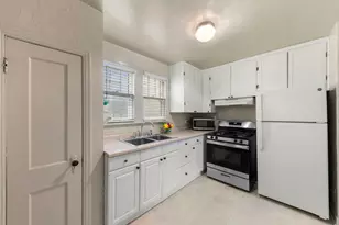 16735 Dixie Hwy, Hazel Crest, IL 60429 - Photo 9