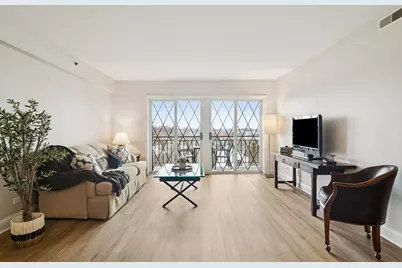 5 S Pine Street #506B, Mount Prospect, IL 60056 - Photo 5