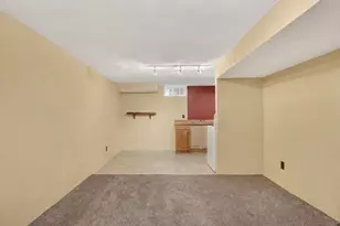 2207 Eshcol Ave, Zion, IL 60099 - Photo 17