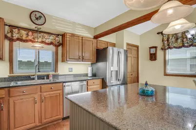 2207 Eshcol Avenue, Zion, IL 60099 - Photo 7