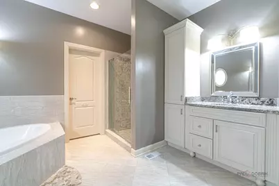 28817 N Spyglass Circle, Ivanhoe, IL 60060 - Photo 23