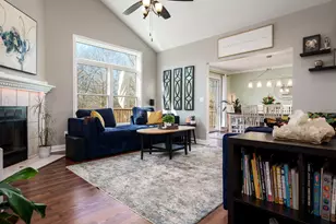 651 Genoa St, Cherry Valley, IL 61016 - Photo 27