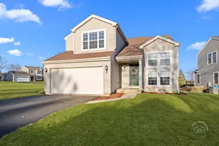 642 Nichole Ln, Geneva, IL 60134 - Photo 1