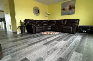 934 Derby Dr, Plano, IL 60545 - Photo 3