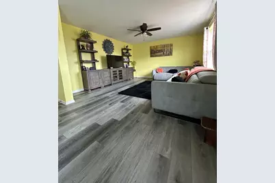 934 Derby Drive, Plano, IL 60545 - Photo 9