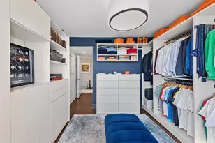 260 E Chestnut St, Chicago, IL 60611 - Photo 17