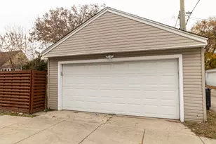 8500 S Prairie Ave, Chicago, IL 60619 - Photo 31