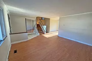 917 Aimtree Pl, Schaumburg, IL 60194 - Photo 7