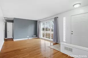 2936 Witchwood Ln, Waukegan, IL 60087 - Photo 5