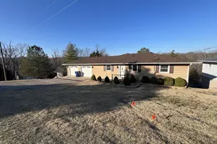 1991 S Lakeshore Dr, Orangeville, IL 62939 - Photo 3