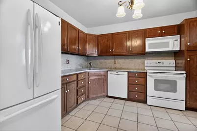 [Address not provided], Joliet, IL 60436 - Photo 5