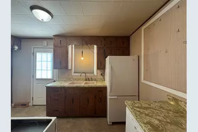 602 E Webster Street, Clifton, IL 61727 - Photo 9