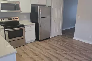 308 Heustis St, Yorkville, IL 60560 - Photo 3