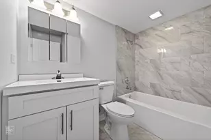 6758 W 64th Pl, Chicago, IL 60638 - Photo 7