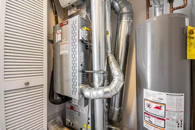 2413 Sunrise Circle #2413, Aurora, IL 60503 - Photo 15