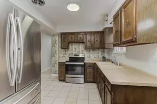 8625 43rd St, Lyons, IL 60534 - Photo 9