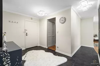 1405 E Central Road #222C, Arlington Heights, IL 60005 - Photo 3