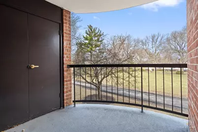 1405 E Central Road #222C, Arlington Heights, IL 60005 - Photo 31