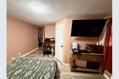 827 Monroe Avenue, Carpentersville, IL 60110 - Photo 13