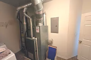 960 Bluebell Cir, Joliet, IL 60431 - Photo 23