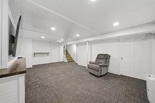 838 N Dement Ave, Dixon, IL 61021 - Photo 15