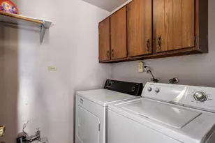 5943 Woodgate Dr, Matteson, IL 60443 - Photo 13