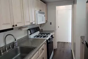 3950 N Lake Shore Dr, Chicago, IL 60613 - Photo 11